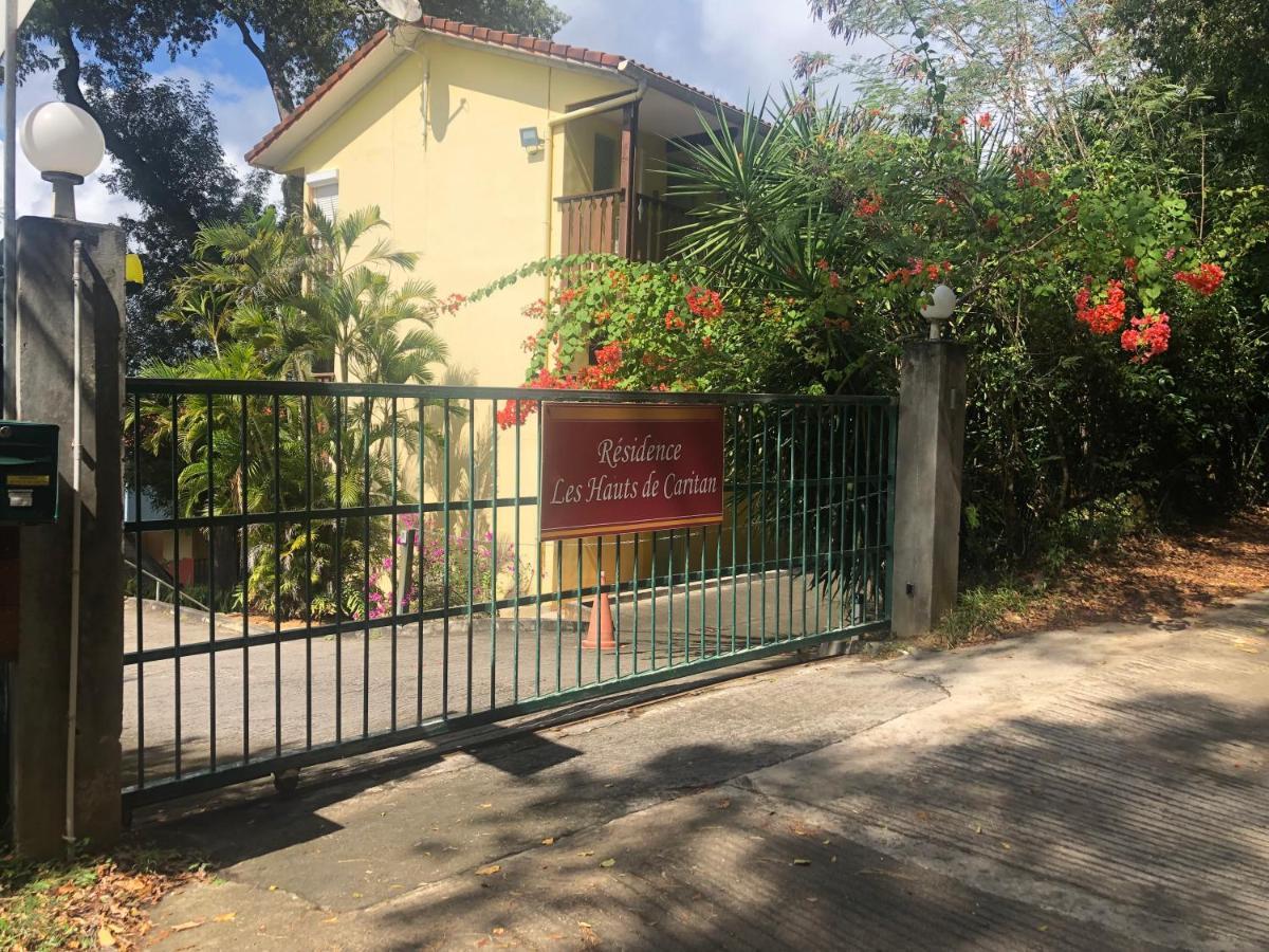 Studio Sainte Anne 2Mn A Pieds De La Plage ,Possibilite Location De Voiture 外观 照片